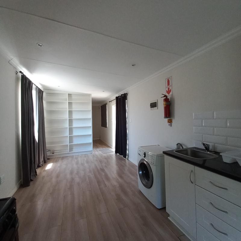 To Let 1 Bedroom Property for Rent in Oatlands Eastern Cape